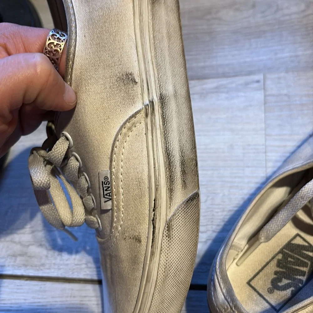 Vans White Canvas Sneakers Classic Low-Top Design Women’s 8 / men’s 6.5 - Picture 6 of 11